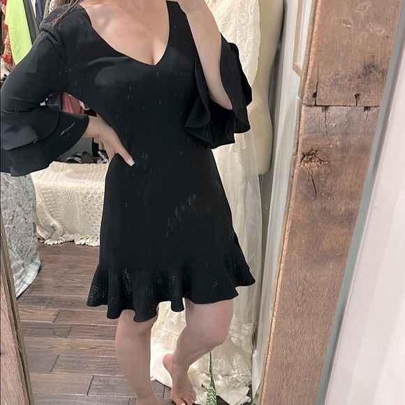 Cinq a Sept Elegant Black Dress with Flared Sleeves size 10 - Picture 1 of 10